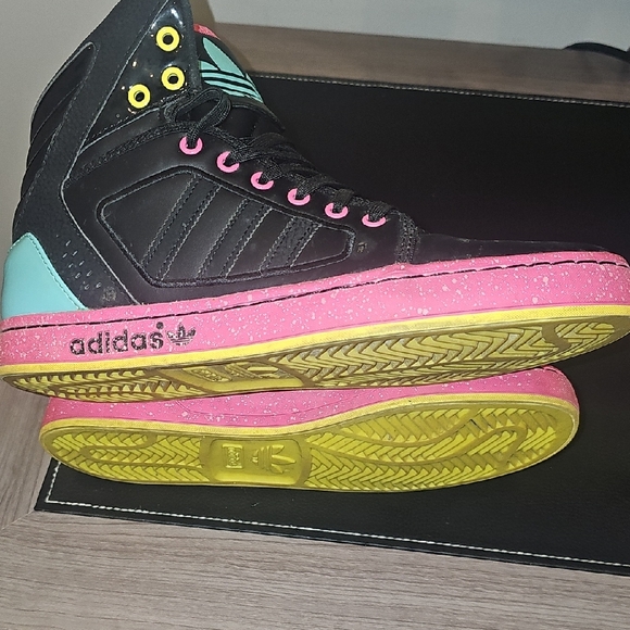 Adidas Black and Pink High-Tops with Teal Accents - Picture 7 of 7